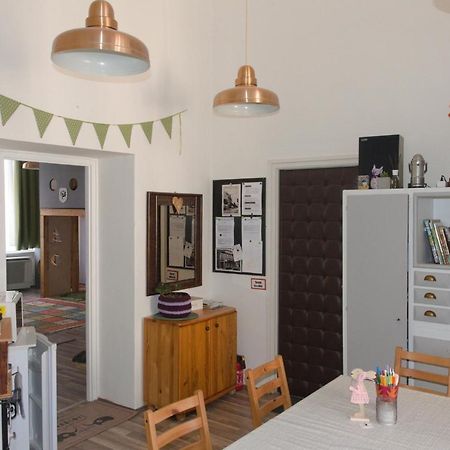 Green Dot Home Сомбатгей Екстер'єр фото