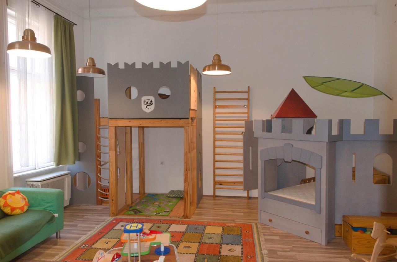 Green Dot Home Сомбатгей Екстер'єр фото